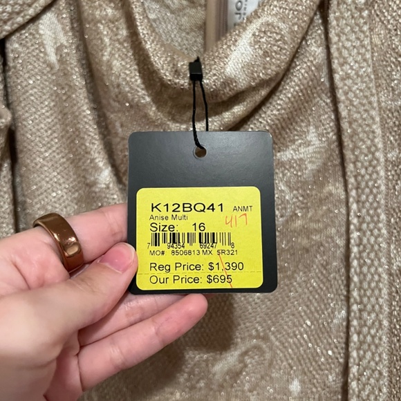 NWT ST JOHN EVENING DRESS AND SWEATER GOLDEN - Picture 2 of 5